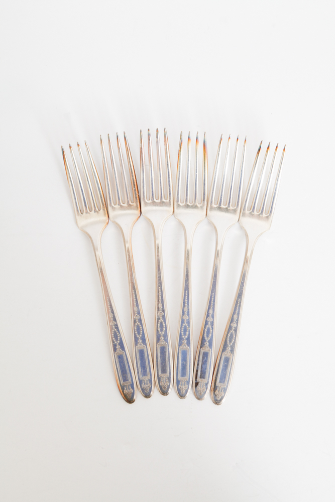 Oneida Community "Grosvenor" Silver Plate Flatware