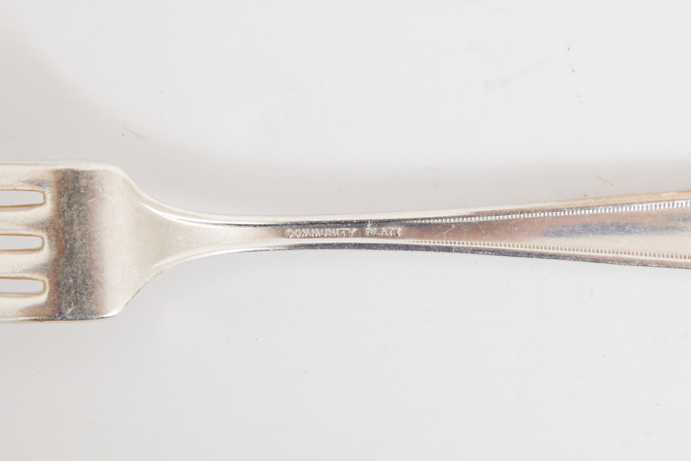 Oneida Community "Grosvenor" Silver Plate Flatware