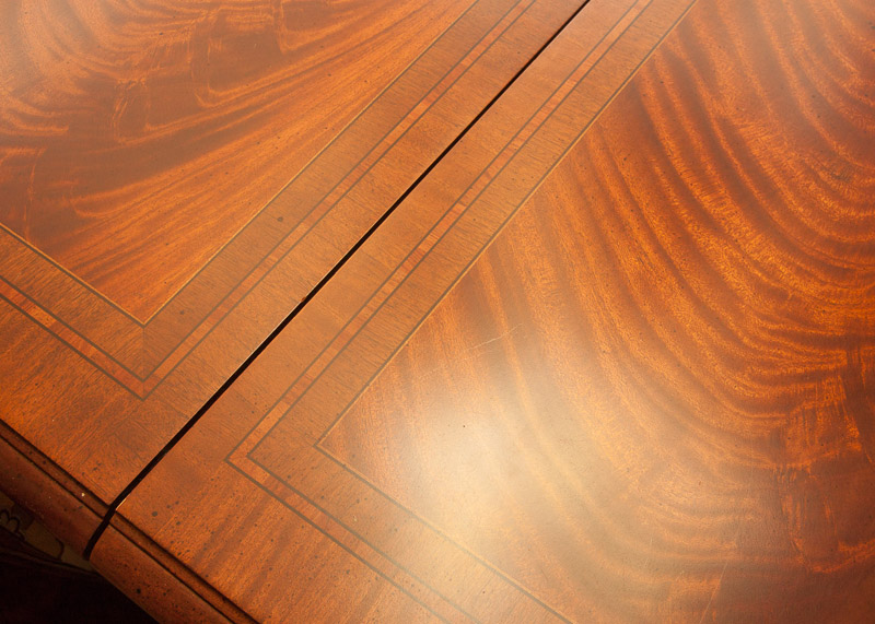 Thomasville Kent Park Dining Room Set