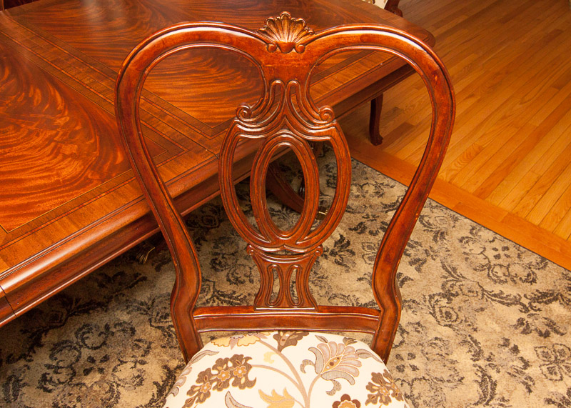 Thomasville Kent Park Dining Room Set