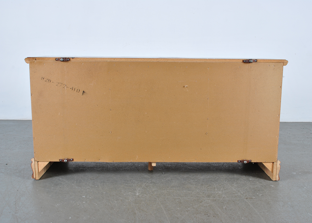 Lea Furniture Dresser