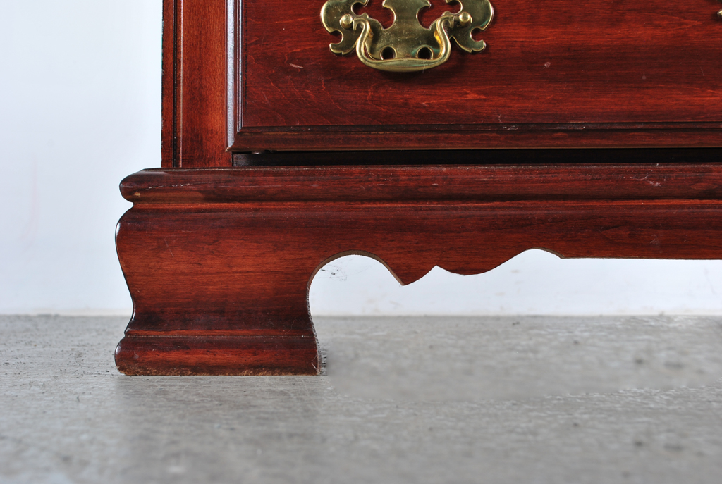 Lea Furniture Dresser