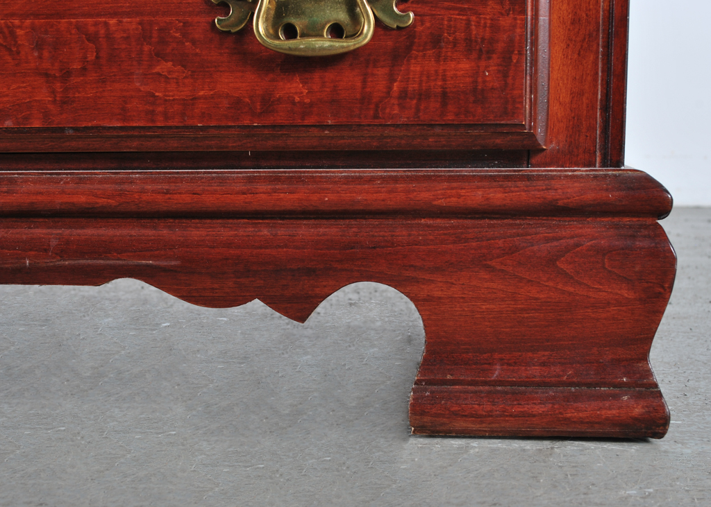 Lea Furniture Dresser