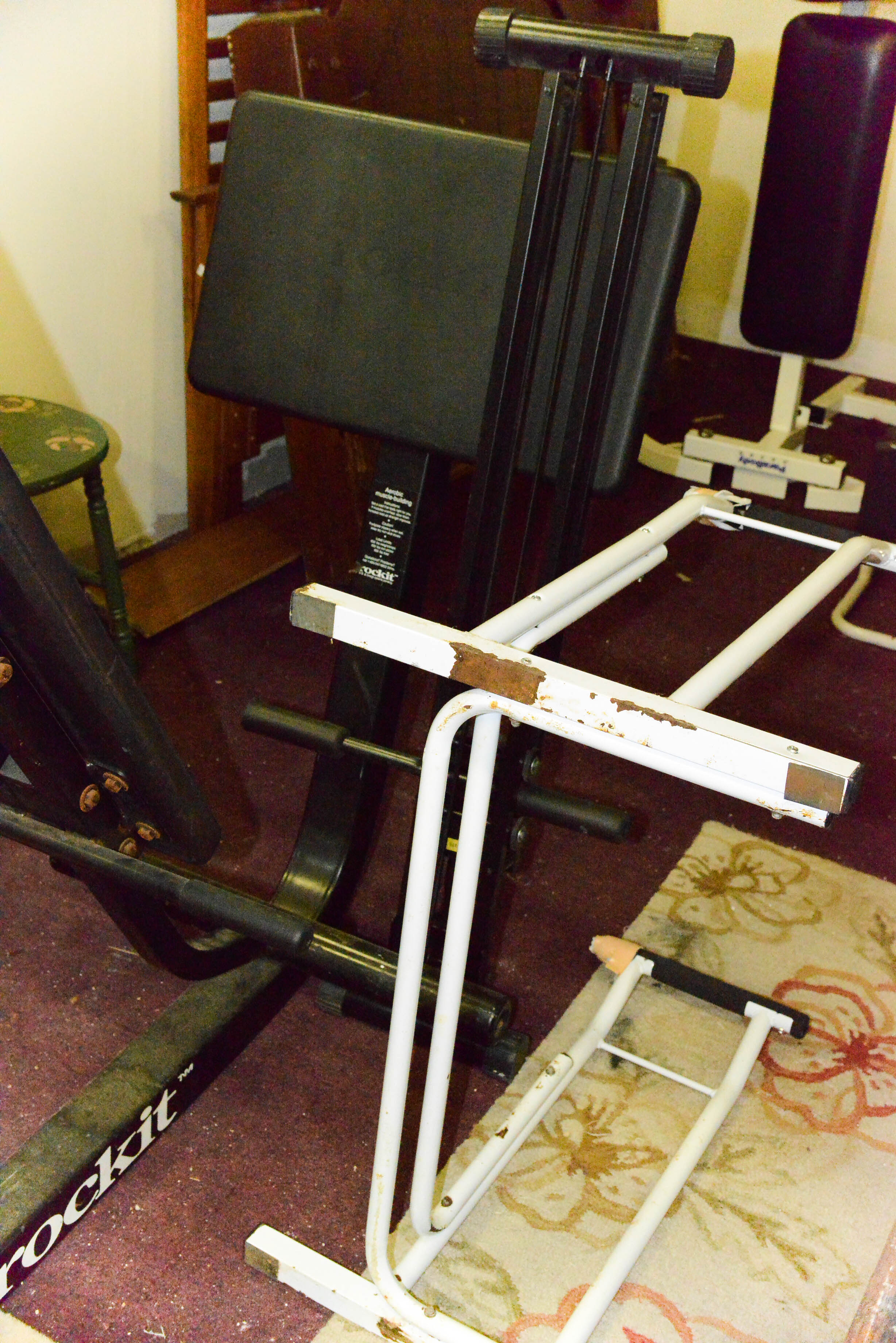 Solo Flex RockIt Squat Machine