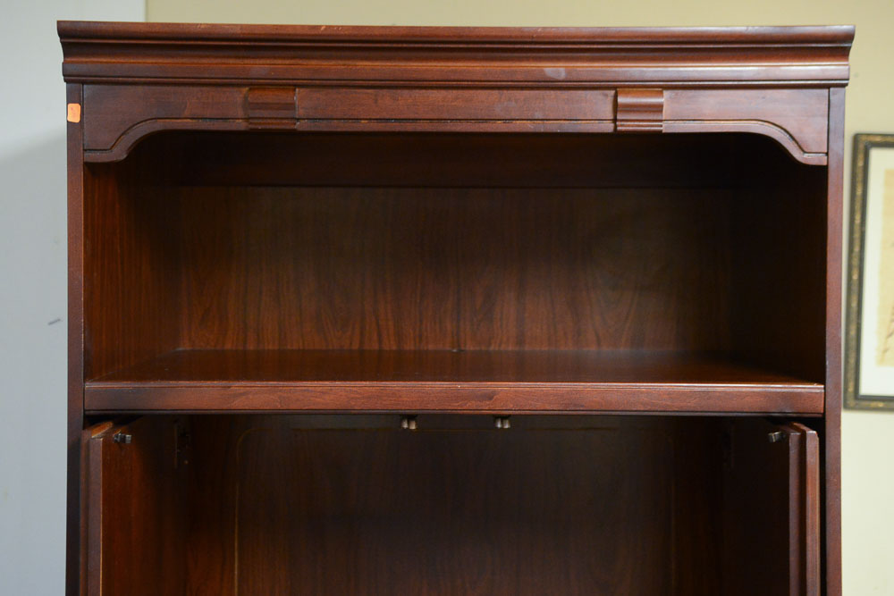 Mahogany Television/Entertainment Cabinet