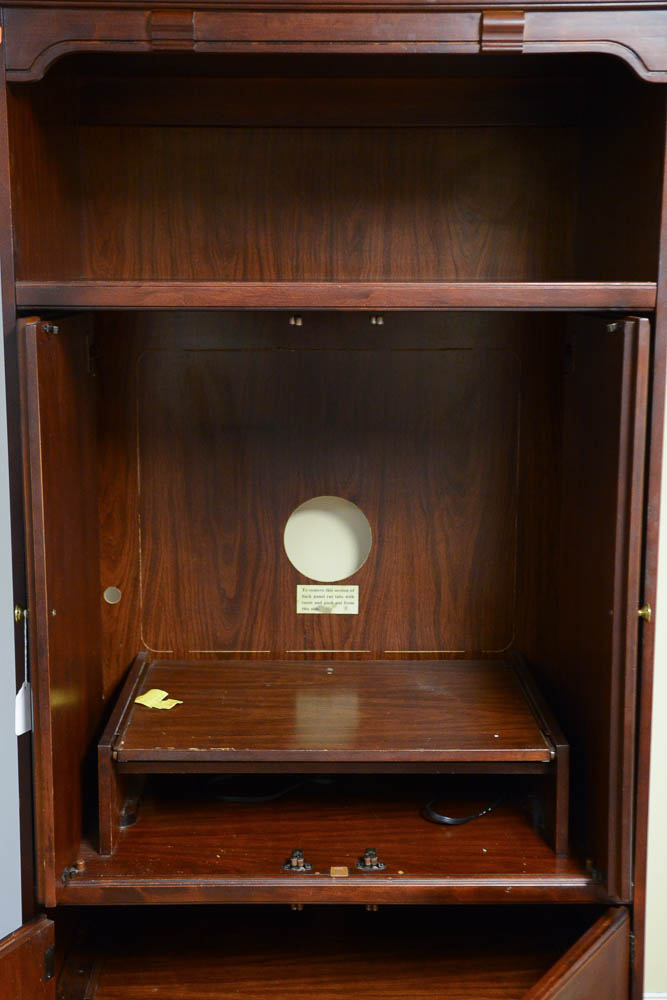 Mahogany Television/Entertainment Cabinet