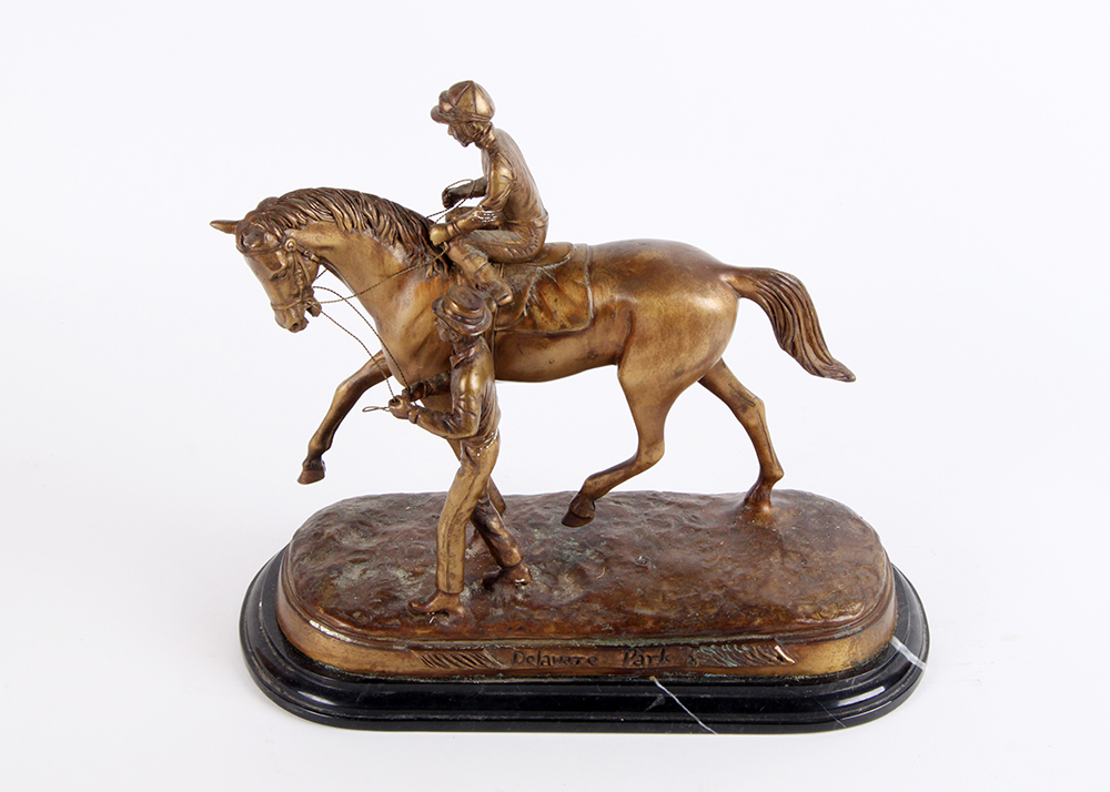 "Delaware Park" Thoroughbred Horse Statue in Bronze on Marble