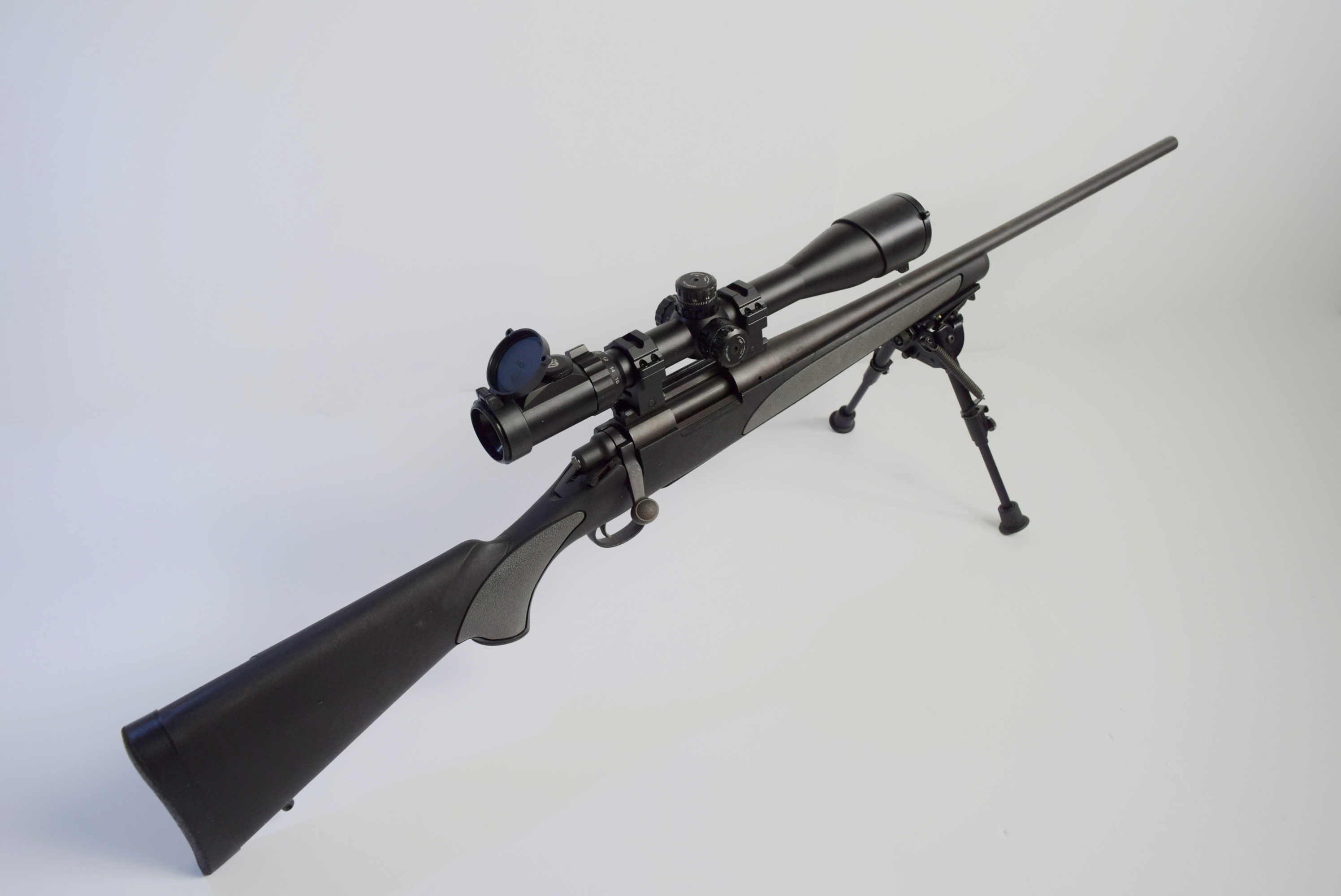 Remington 700 SPS Rifle with Bi-Pod and AccuShot Scope