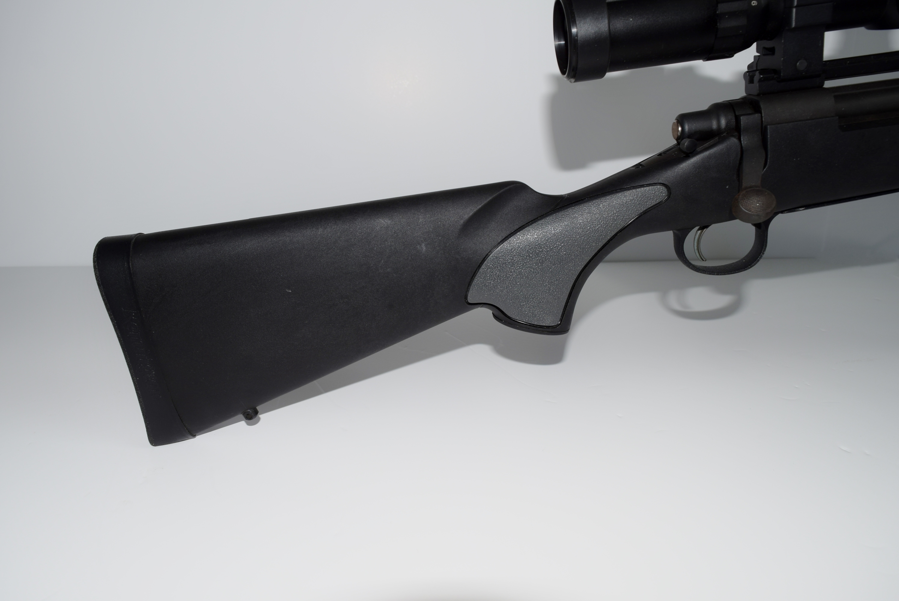 Remington 700 SPS Rifle with Bi-Pod and AccuShot Scope