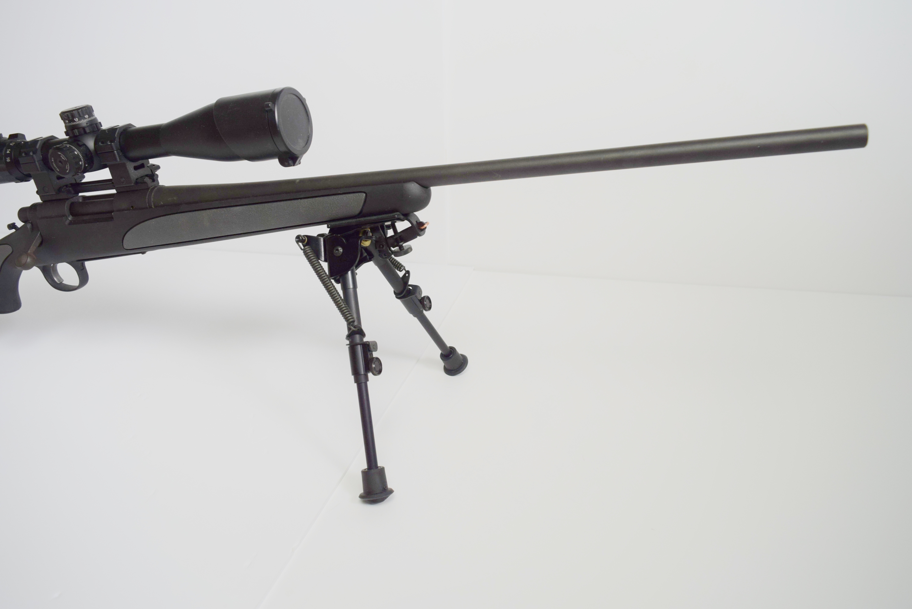 Remington 700 SPS Rifle with Bi-Pod and AccuShot Scope