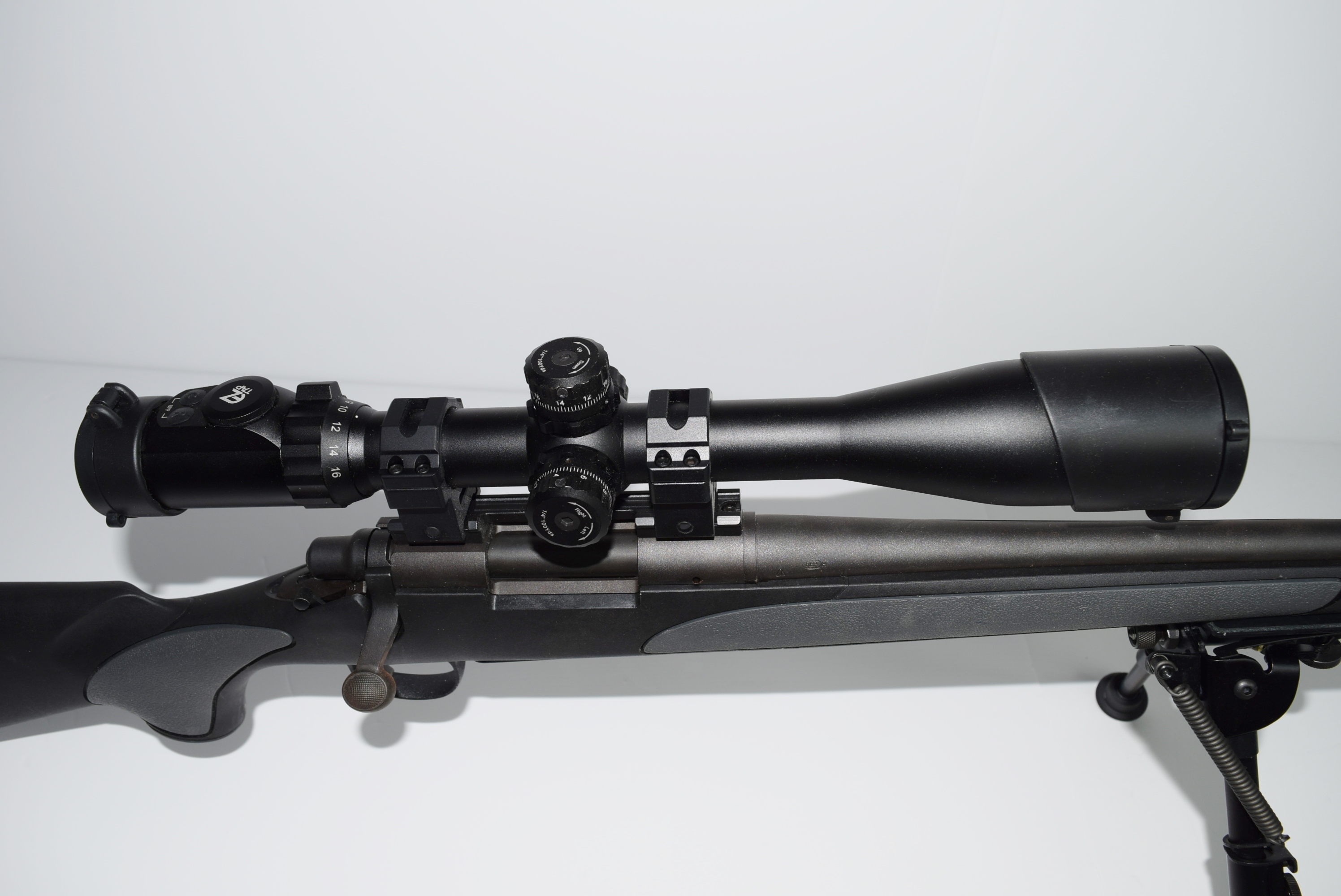 Remington 700 SPS Rifle with Bi-Pod and AccuShot Scope