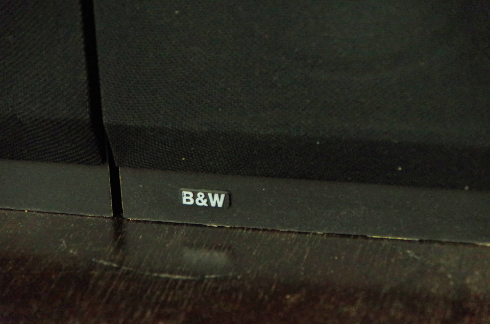 B&W Vintage Loudspeakers One Pair Made of Metal