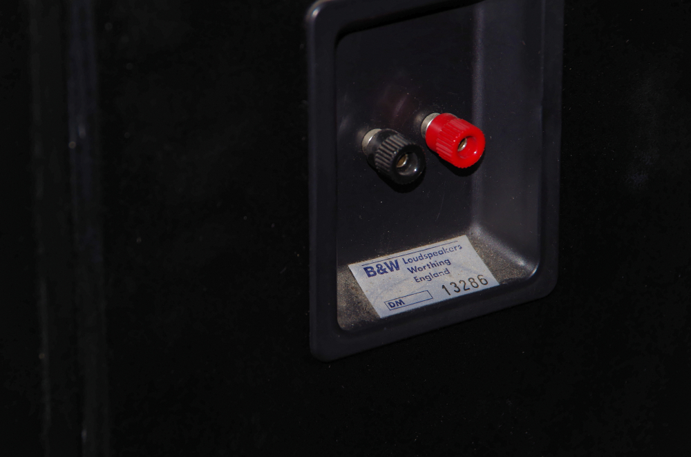 B&W Vintage Loudspeakers One Pair Made of Metal