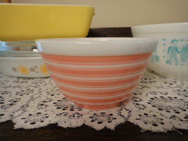 Vintage Pyrex Group