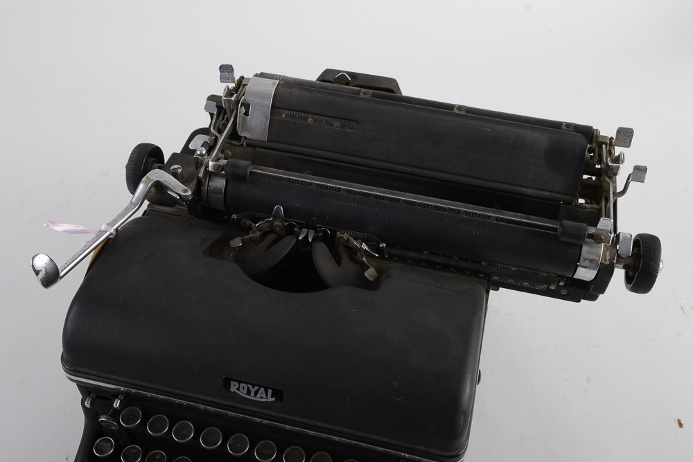 1939 Royal Typewriter