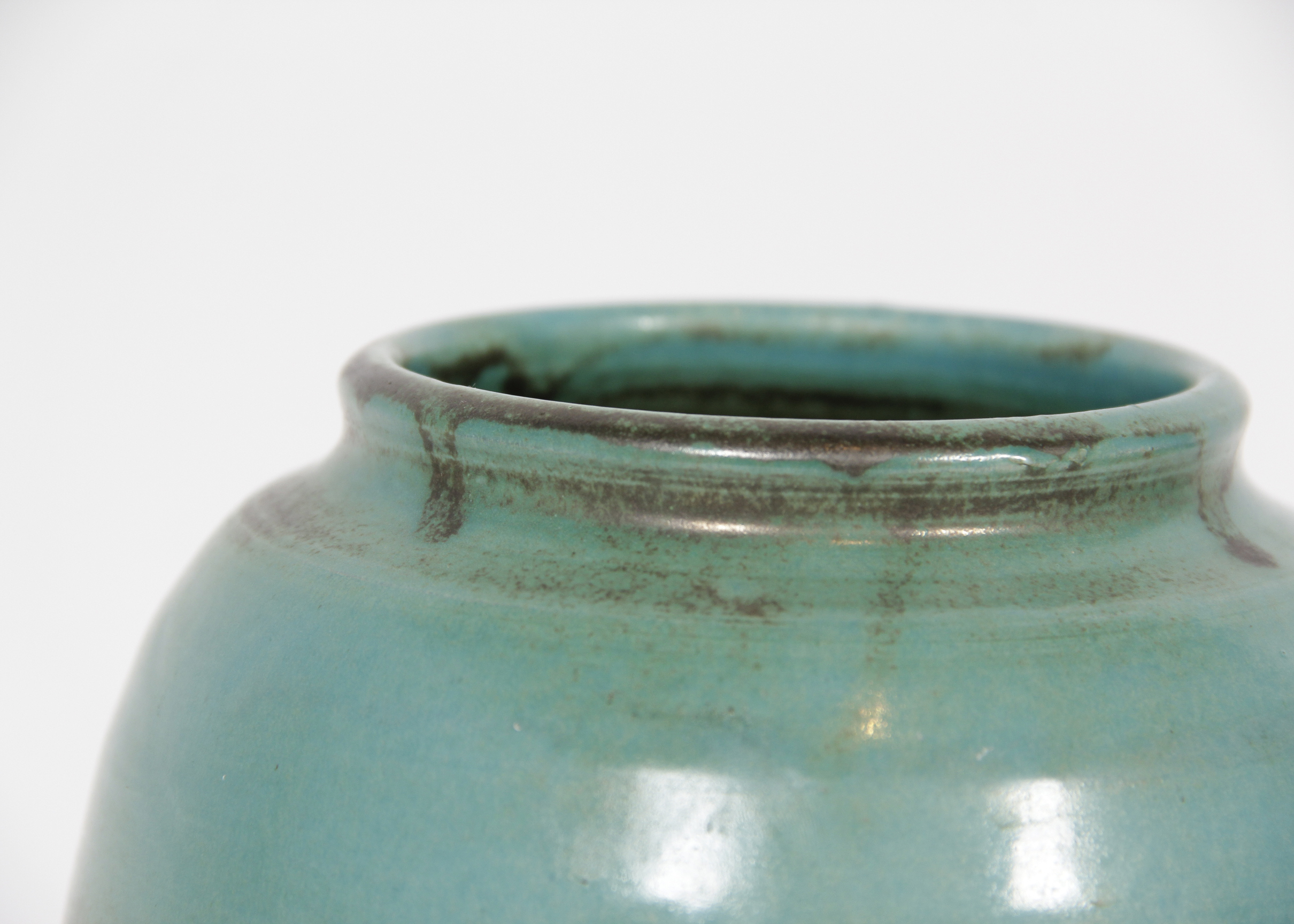 Peter Anderson Shearwater Pottery Vase