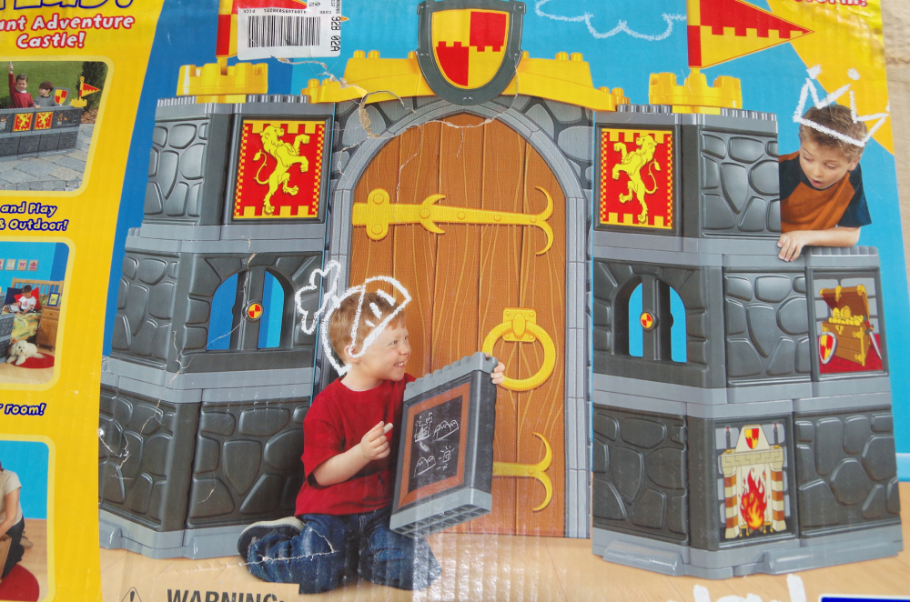 Mega Bloks Giant Adventure Castle