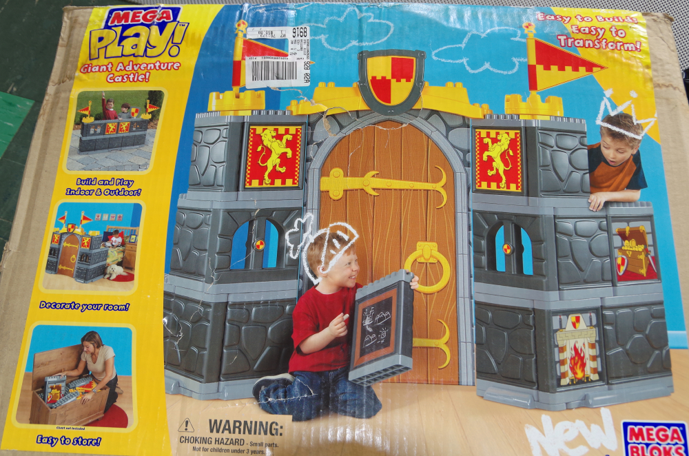 Mega Bloks Giant Adventure Castle