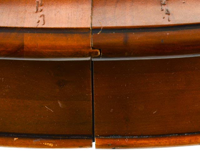 Harden Round Wood Dining Table and Four Leaves