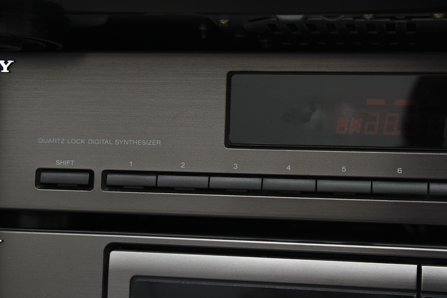 Sony Home Stereo System and Speakers