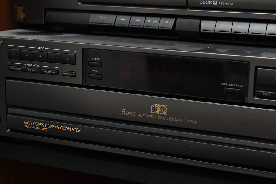 Sony Home Stereo System and Speakers