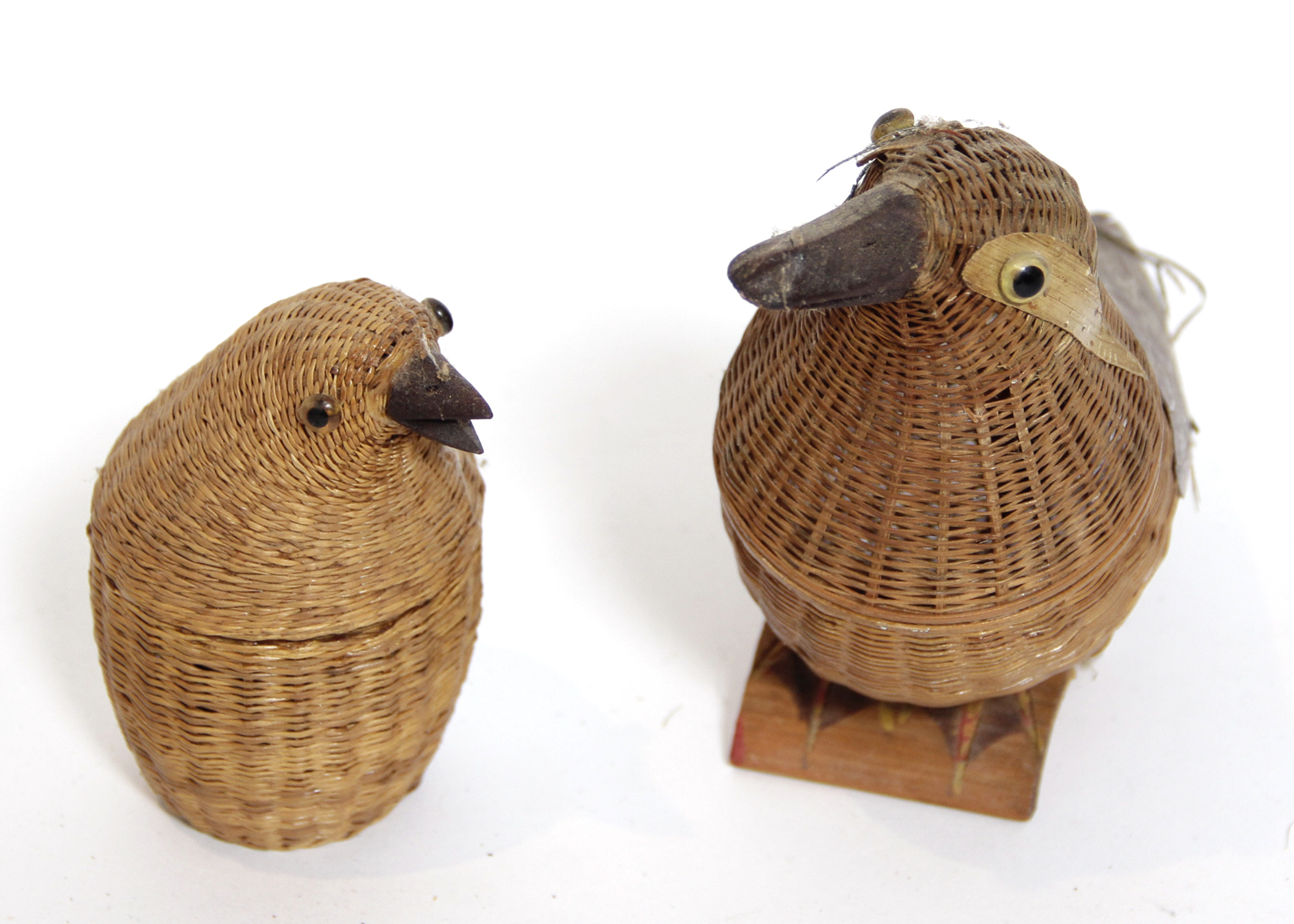 Vintage Rattan Table and Décor