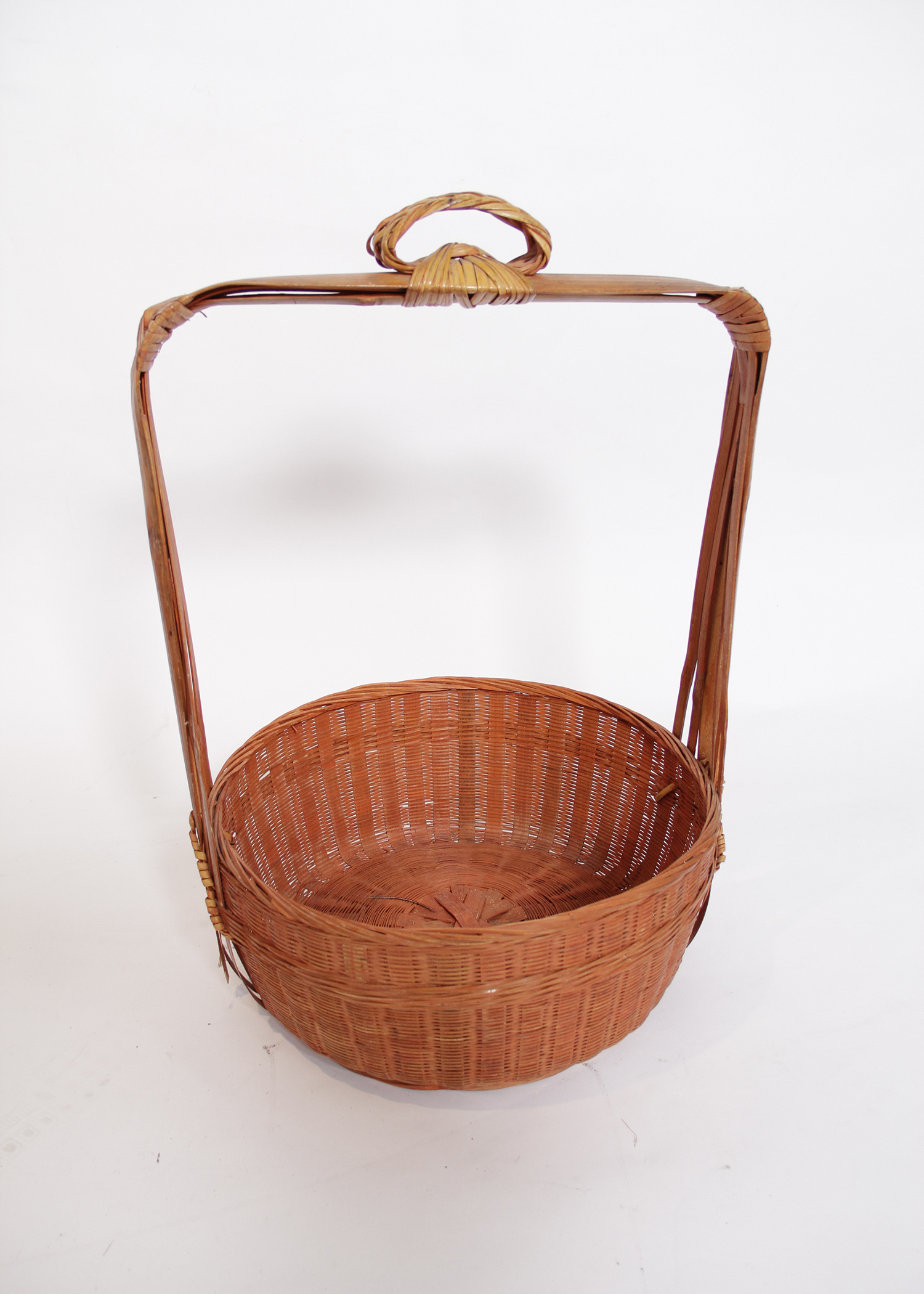 Vintage Rattan Table and Décor