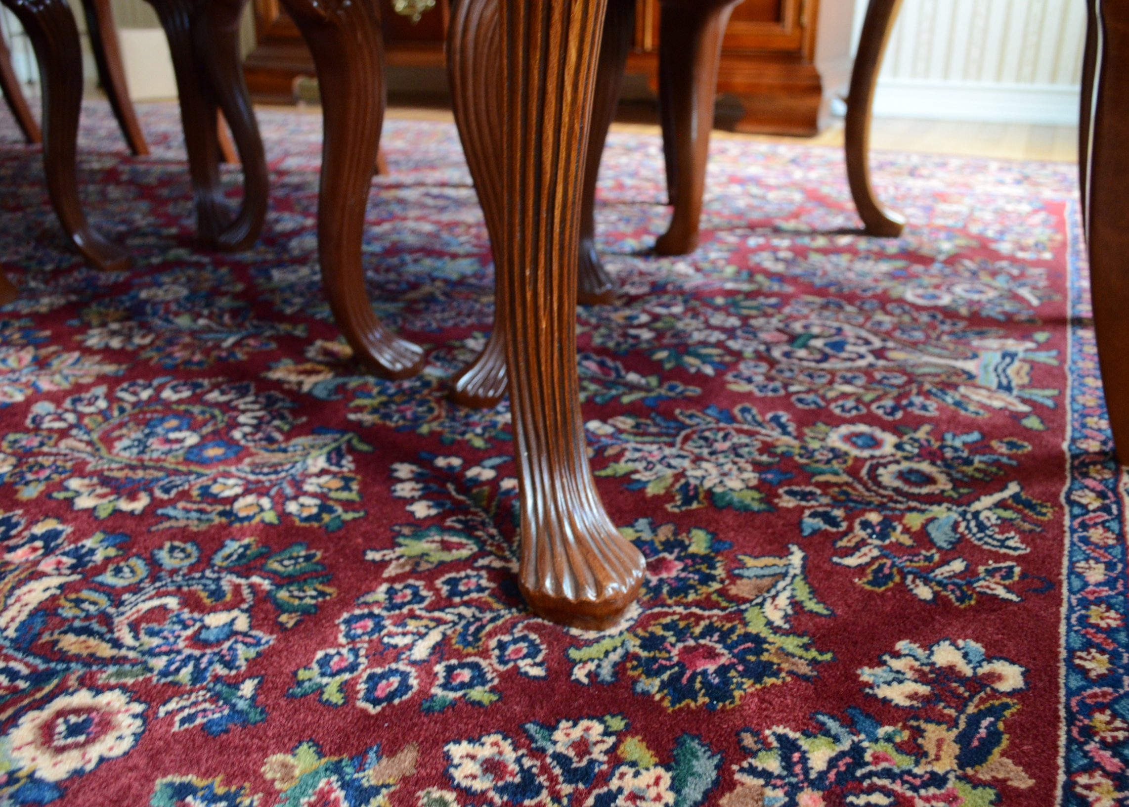 Cherry American Drew Queen Anne Dining Table and Chairs