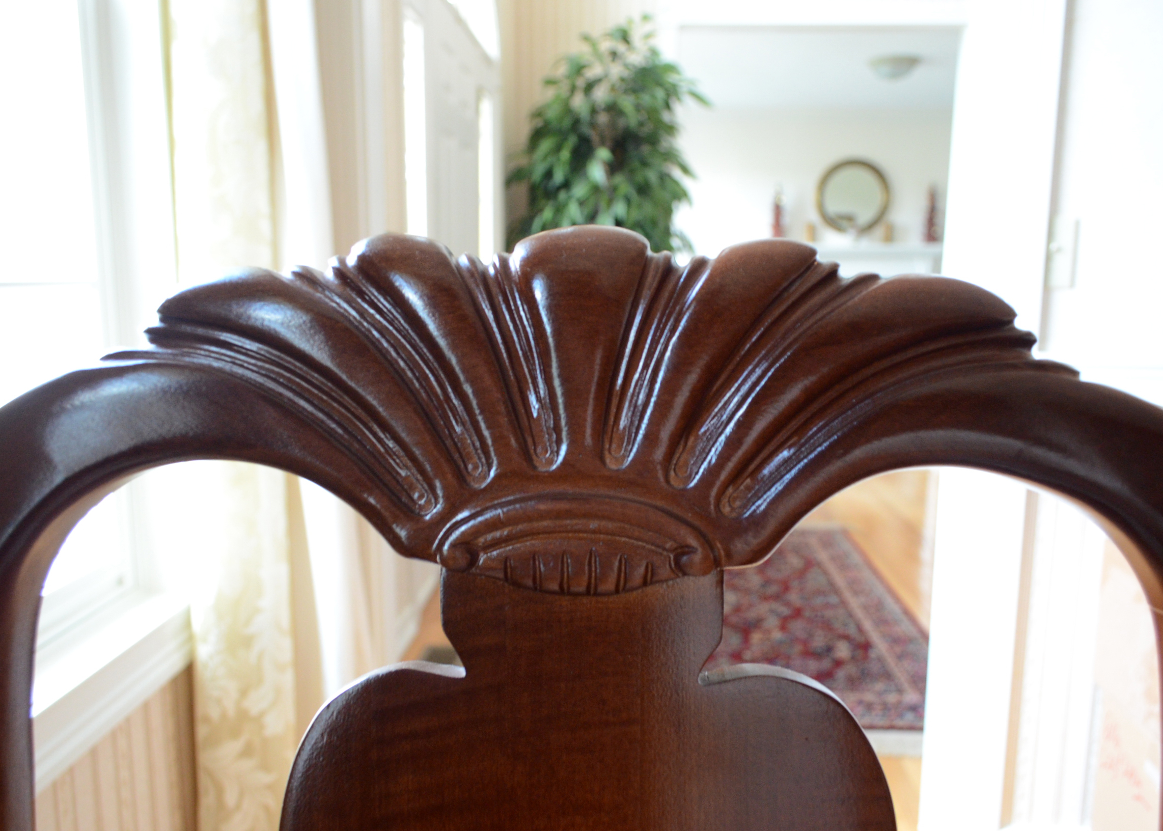 Cherry American Drew Queen Anne Dining Table and Chairs