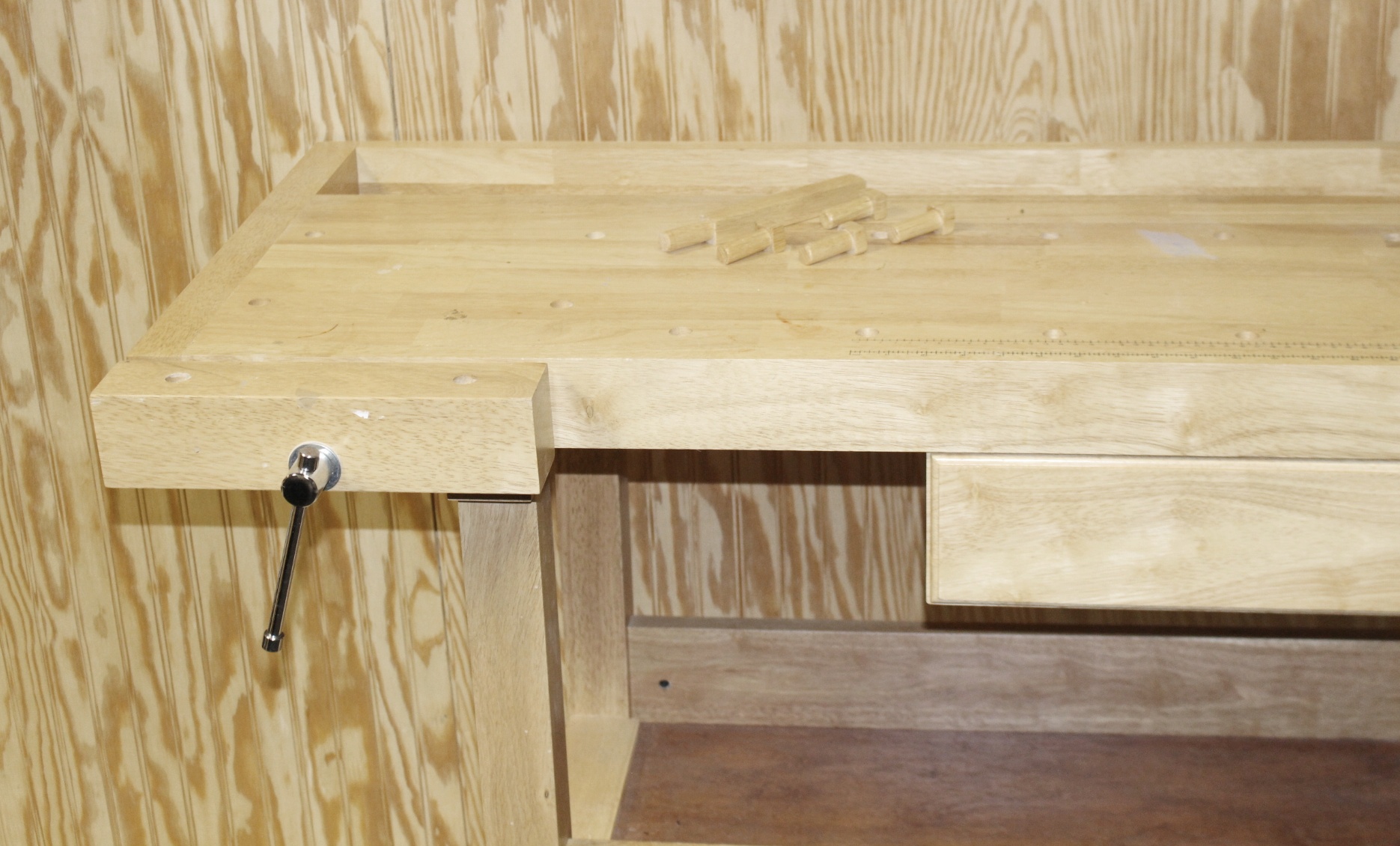 White Gate Oak Work Bench w/ Two Vises