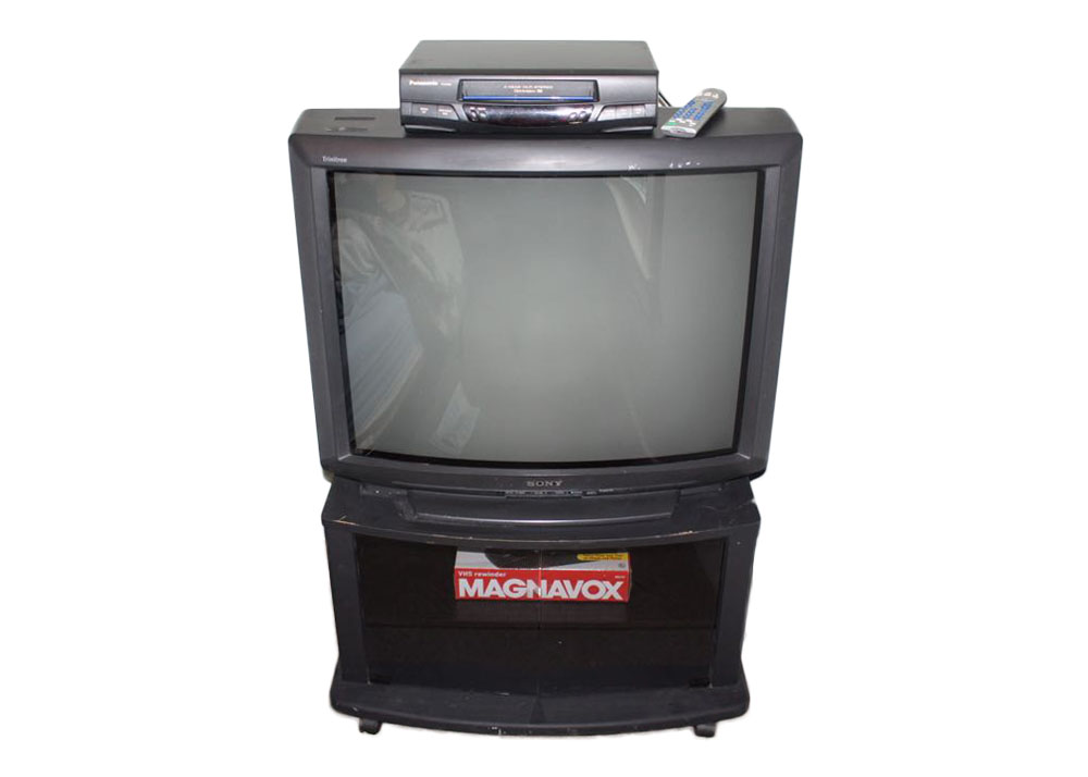 Sony Trinitron 32" Color Television, VCR and Stand