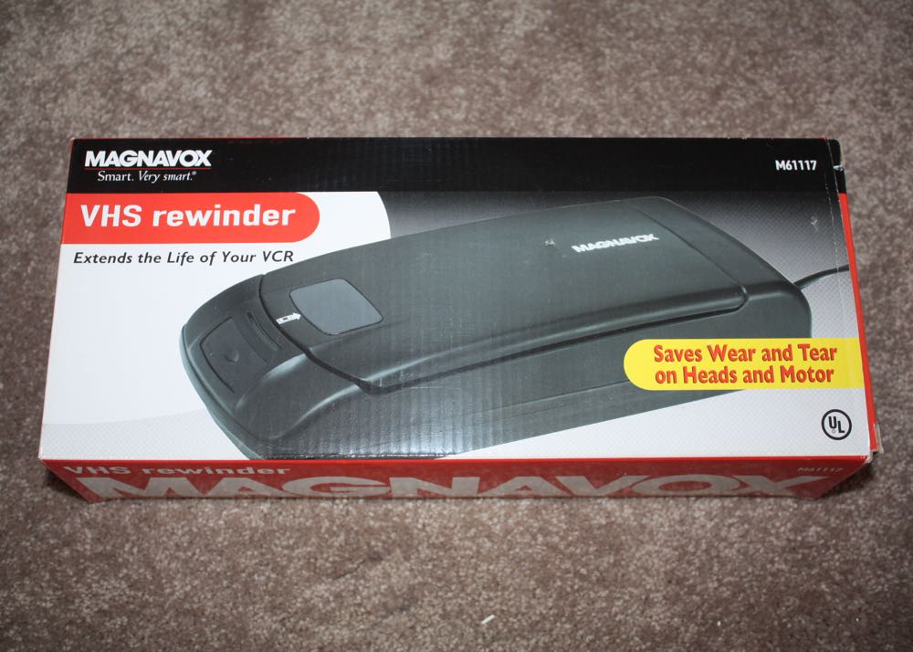 Sony Trinitron 32" Color Television, VCR and Stand