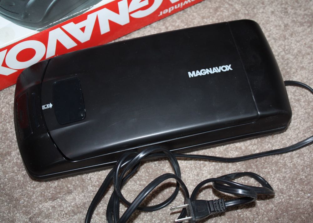 Sony Trinitron 32" Color Television, VCR and Stand