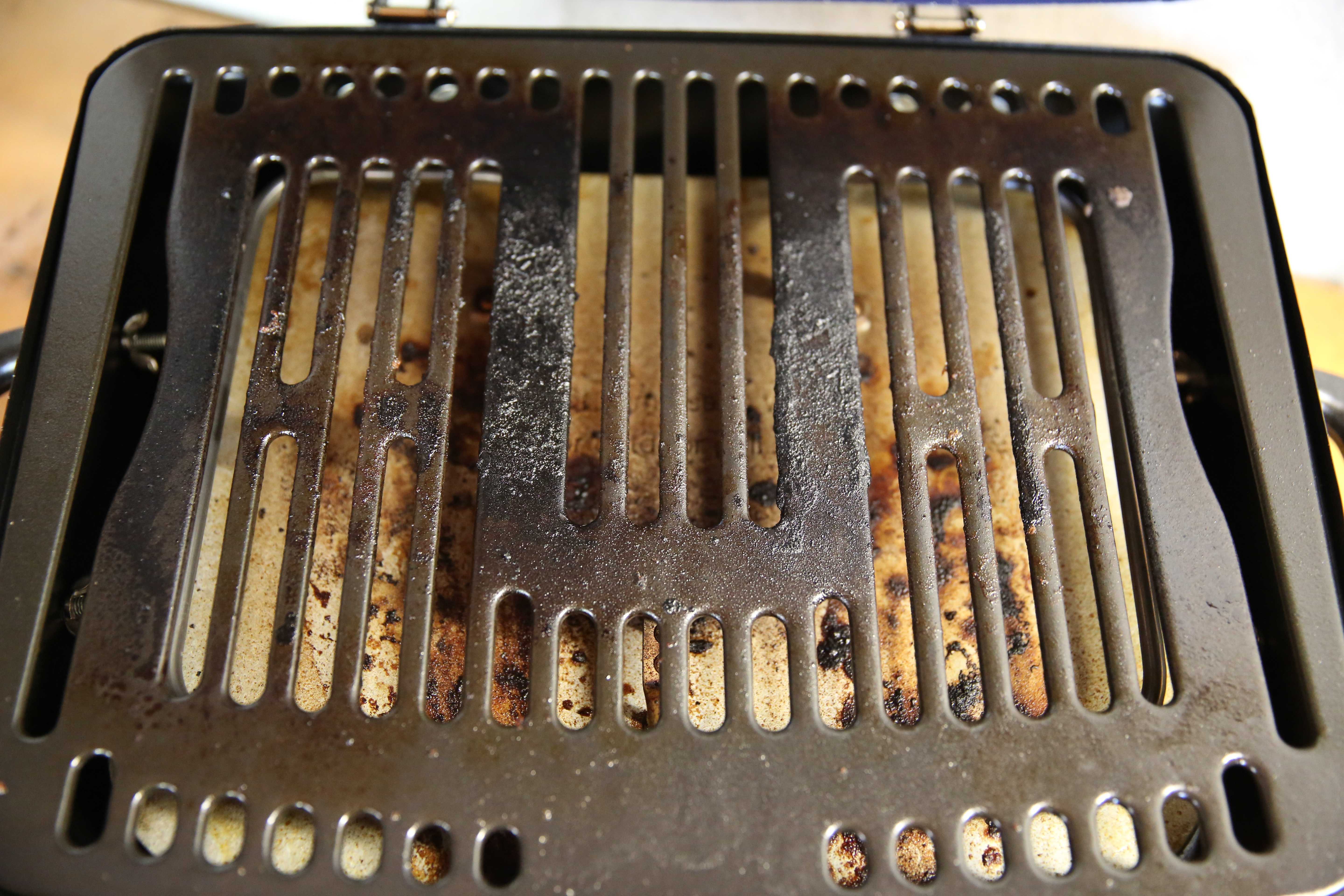 Ovis Brand Countertop Indoor/Outdoor Grill