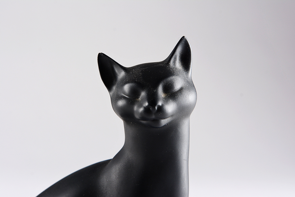 Black and White Cat Figurines