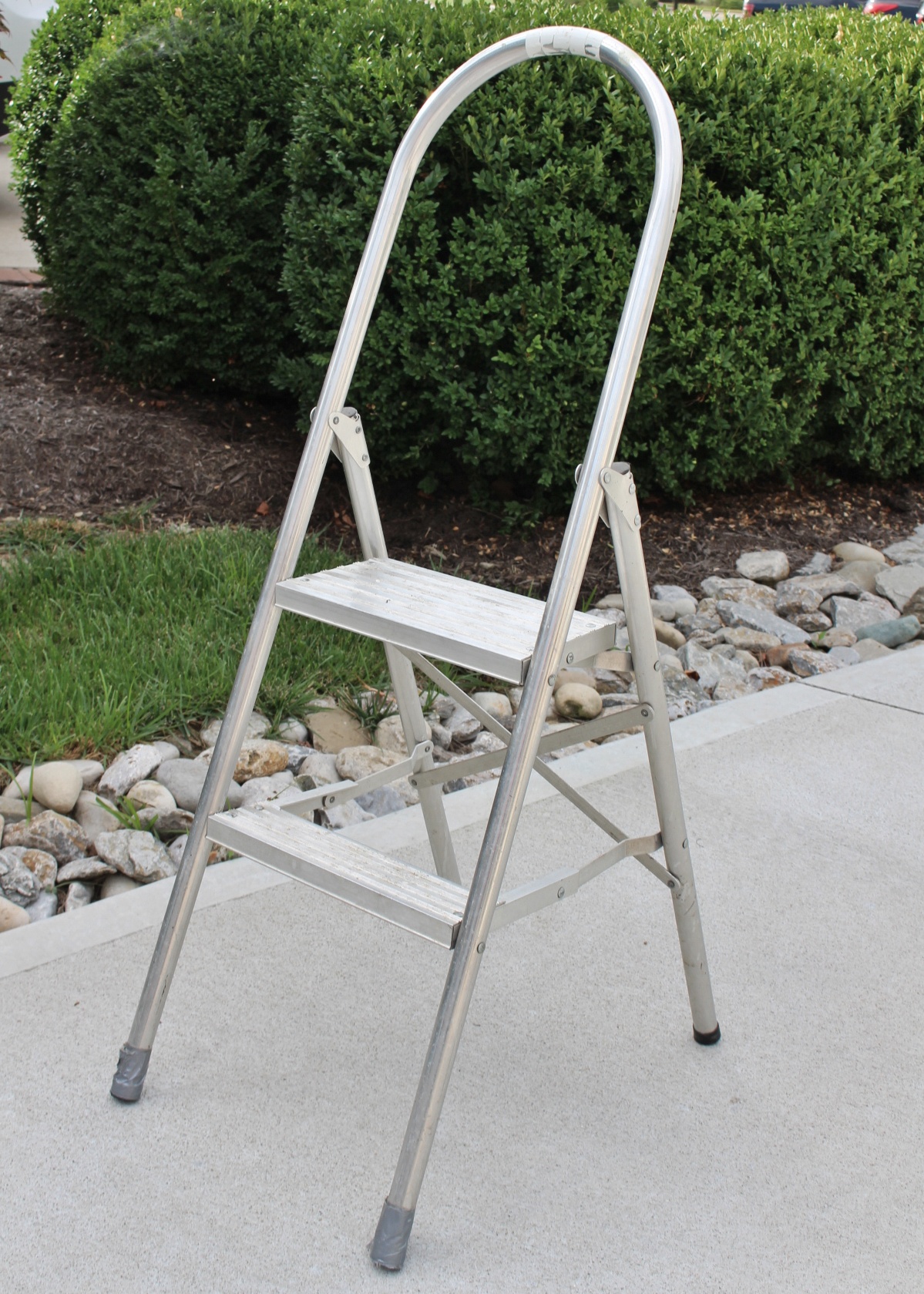 Werner 6Ft. Wood Step Ladder and Aluminum Step Ladder