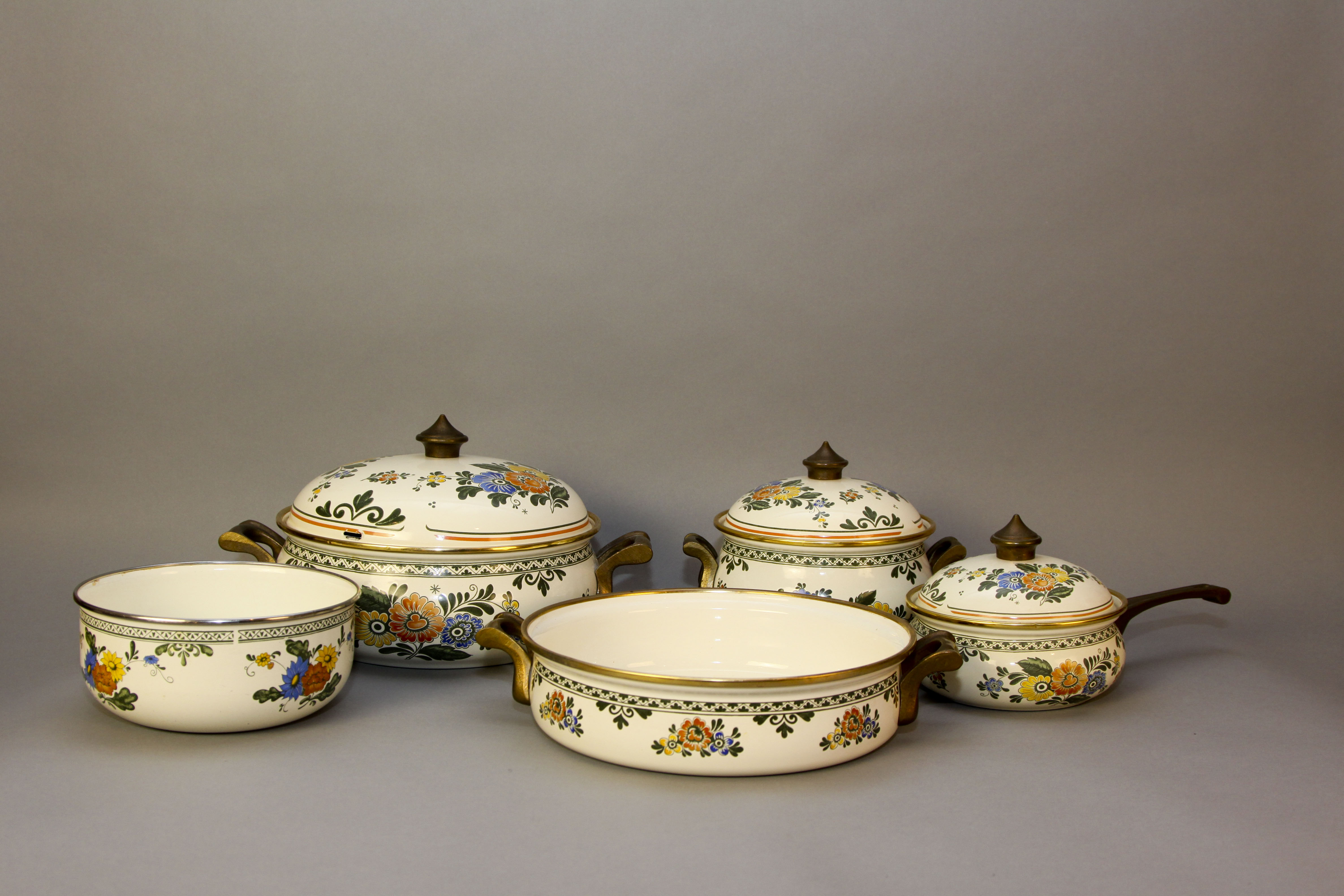 Vintage Asta German Enamelware Group