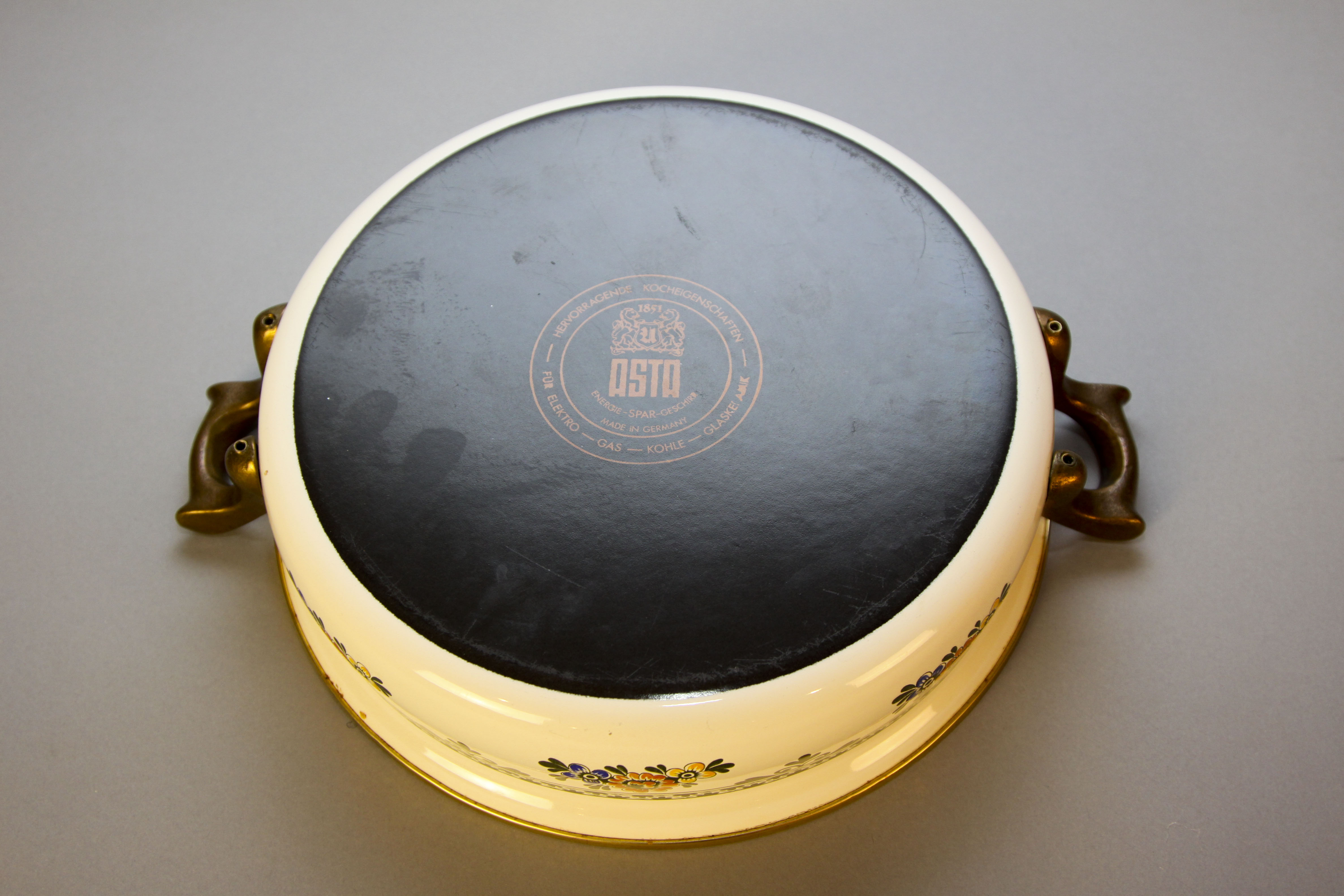 Vintage Asta German Enamelware Group