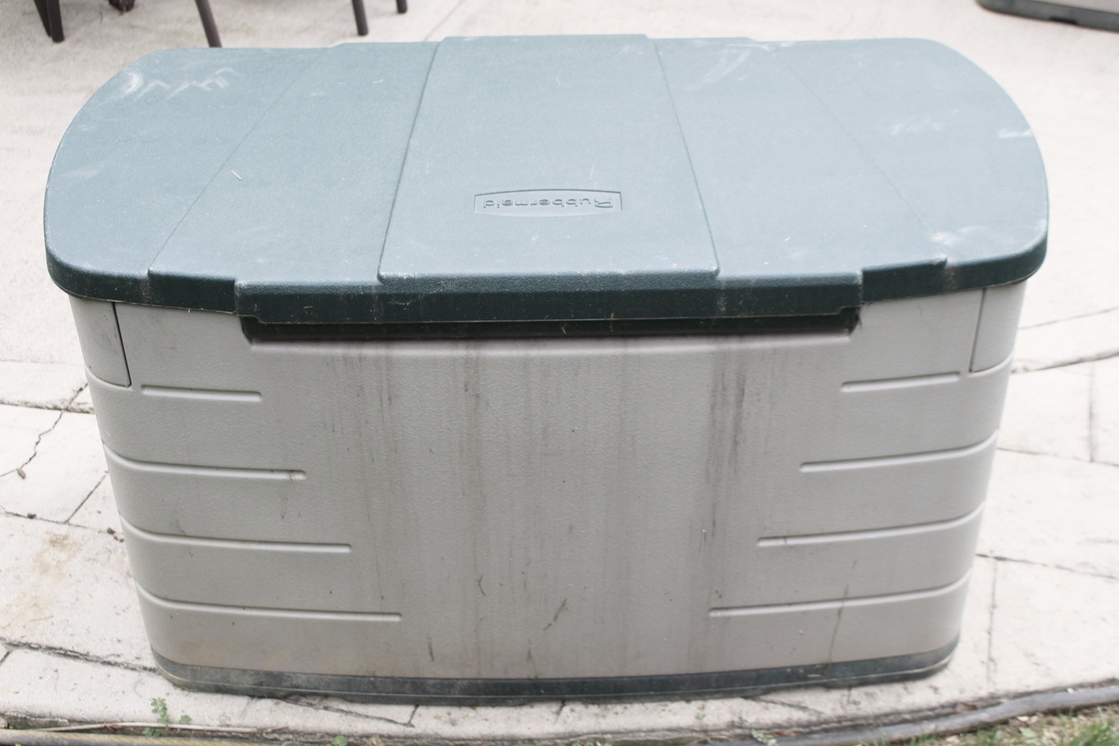 Rubbermaid Outdoor Deck Box Storage/Seating