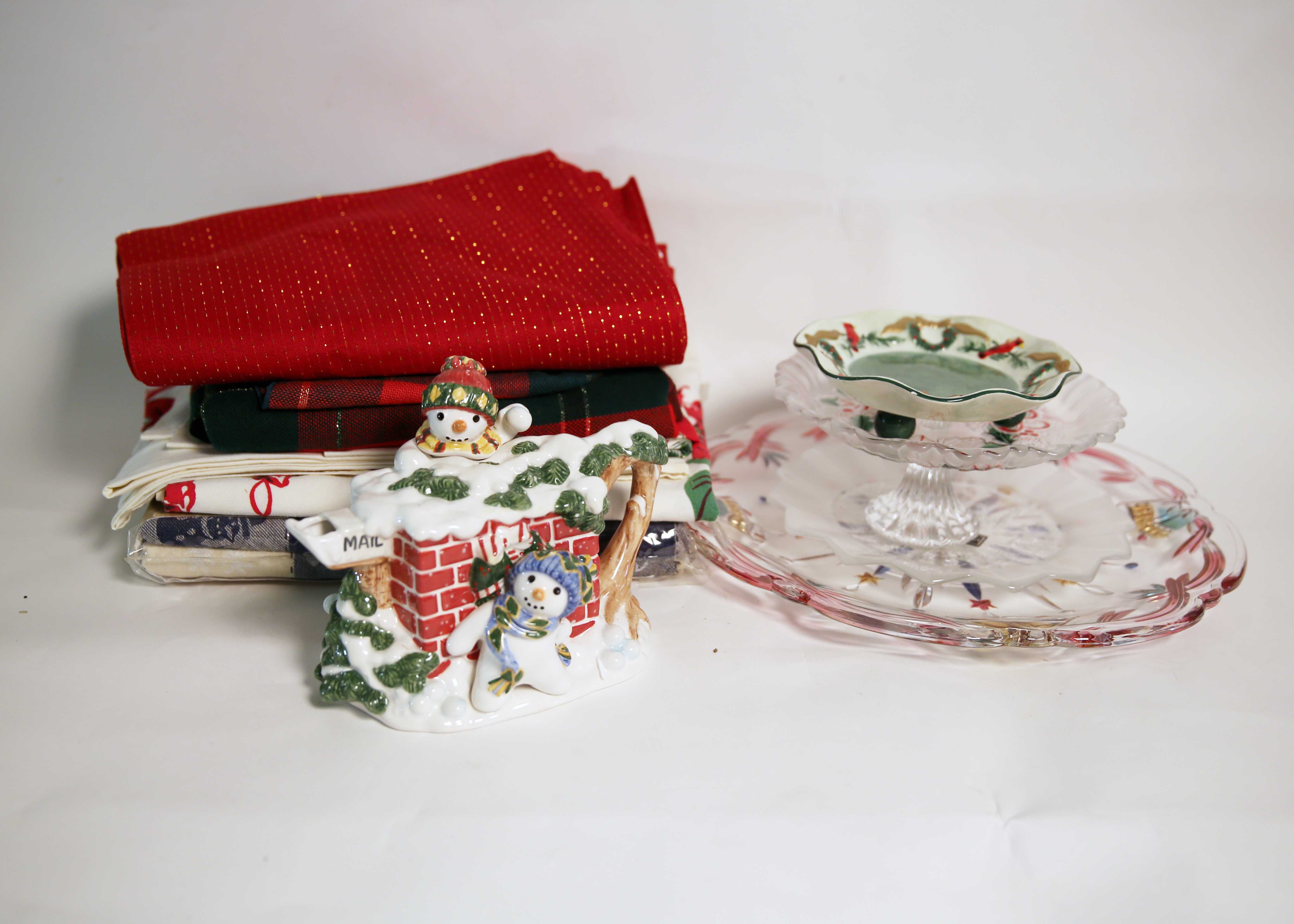 Holiday Glassware and Table Linens