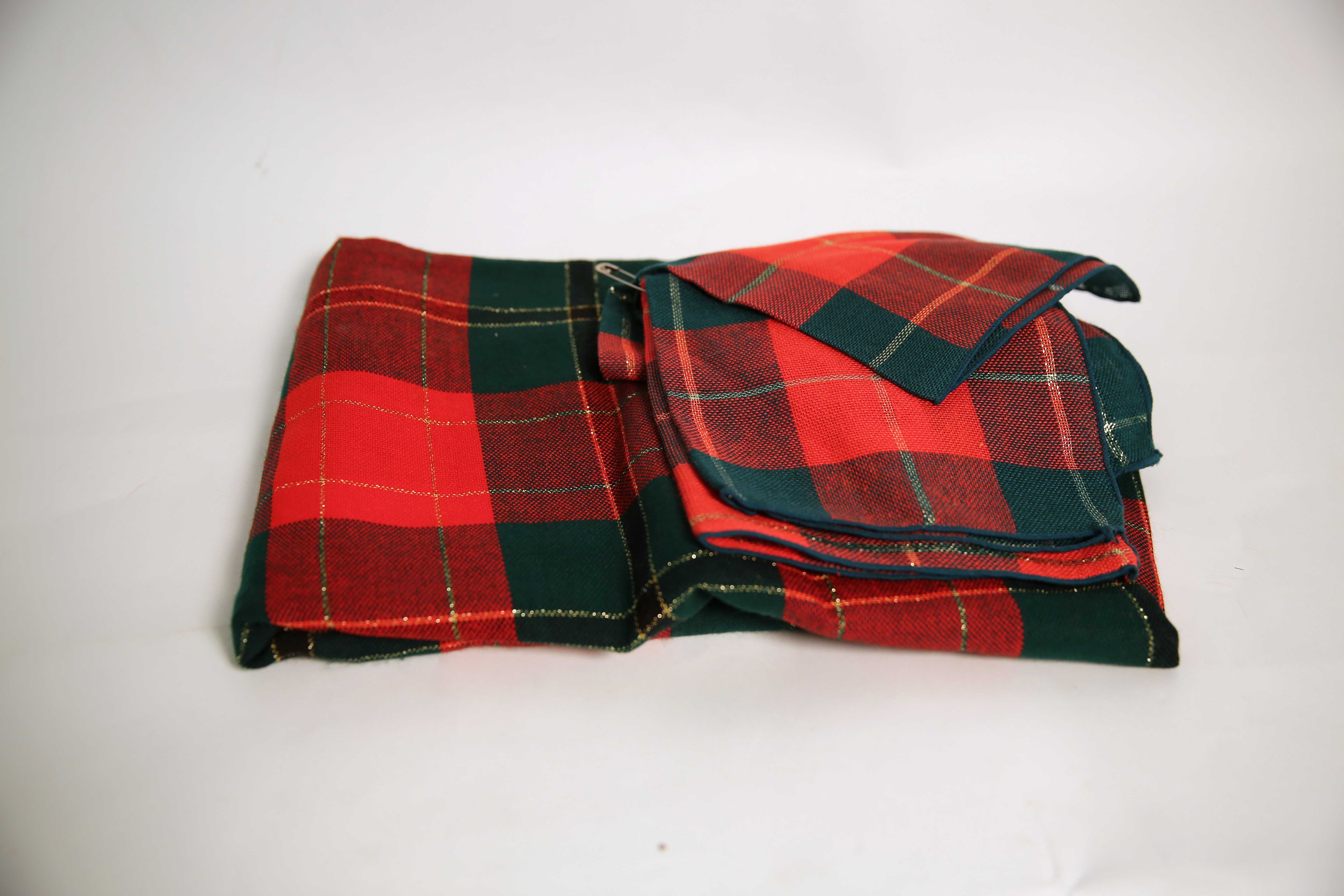 Holiday Glassware and Table Linens