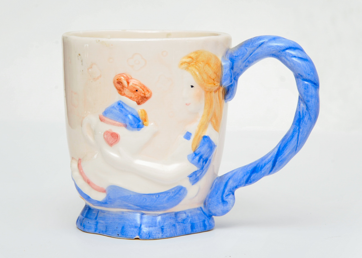 "Alice in Wonderland" Tea Set