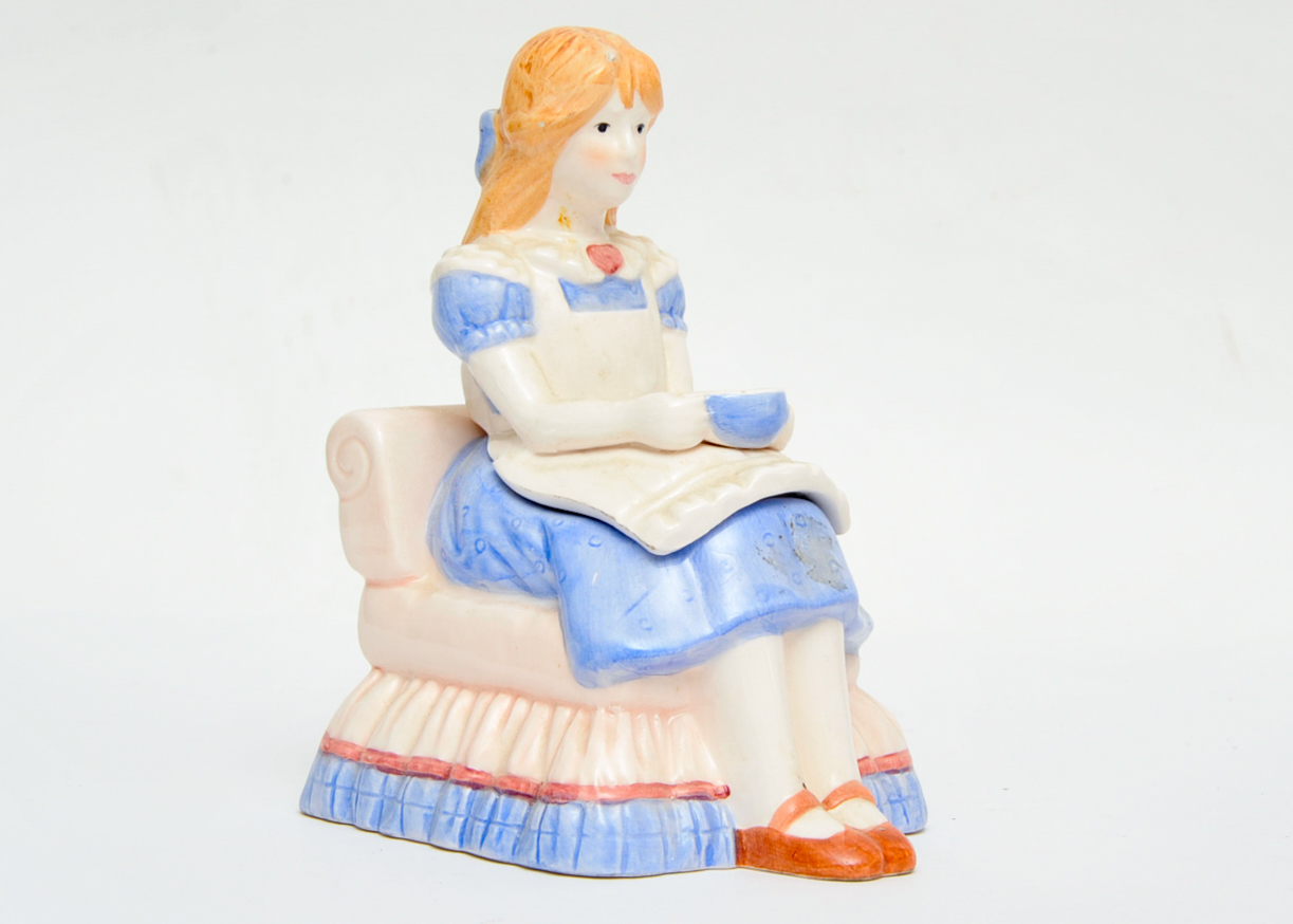 "Alice in Wonderland" Tea Set