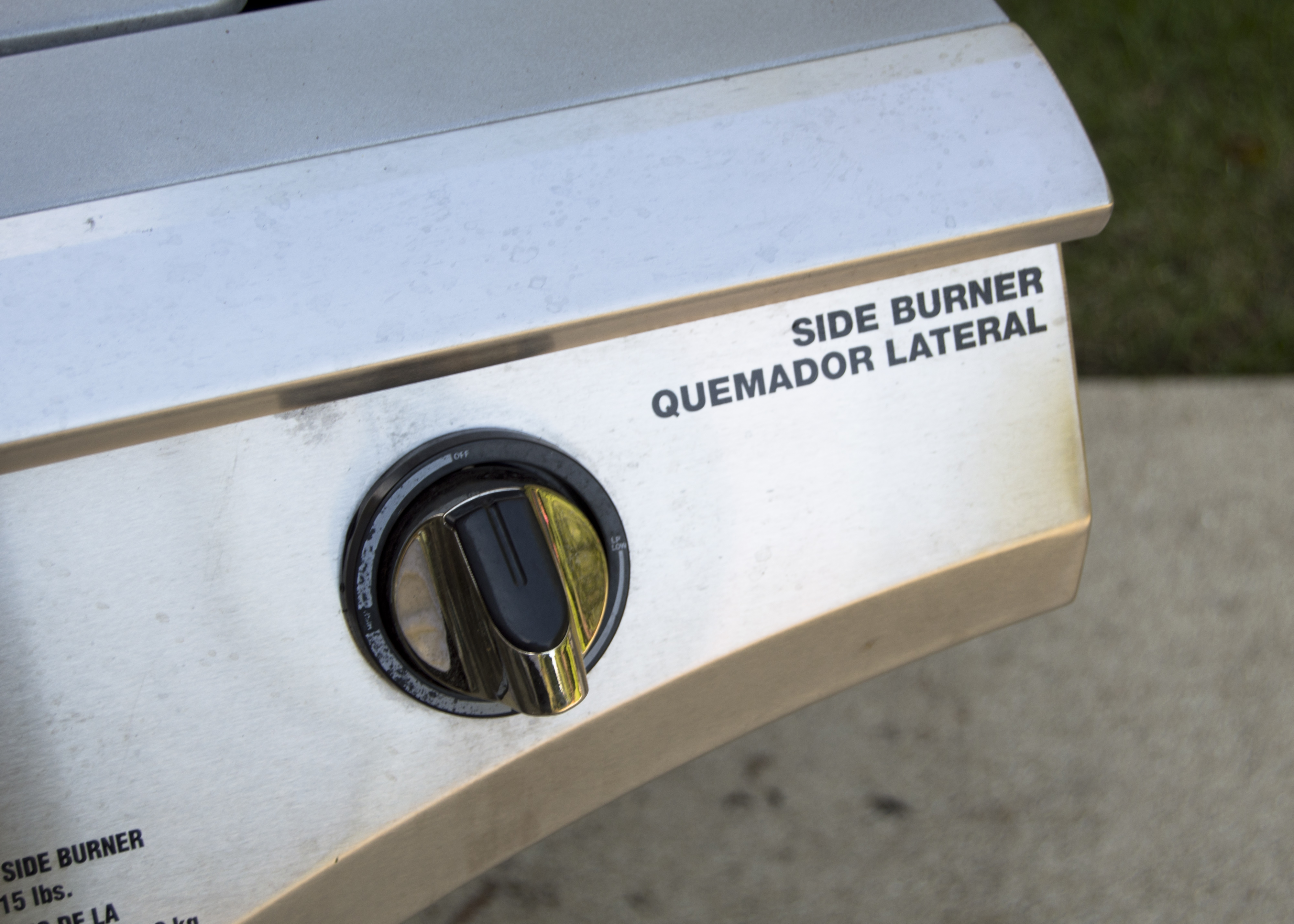 Brinkmann Stainless Steel Professional Propane Grill with Smoker