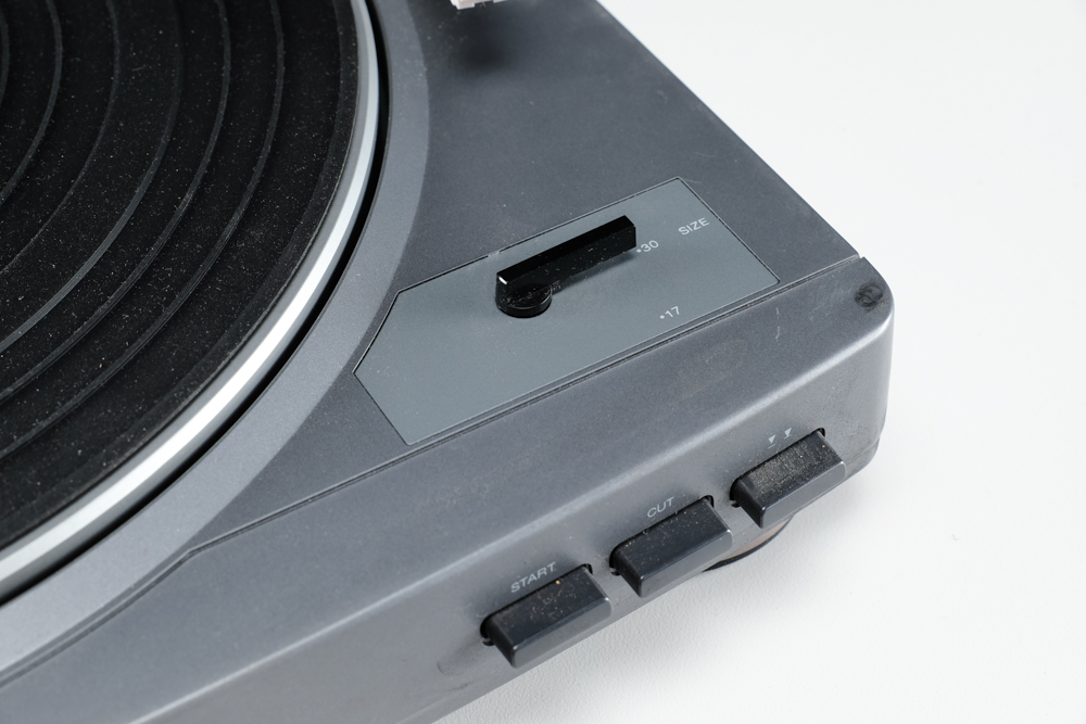 Aiwa Stereo Full Automatic Turntable System PX-E850