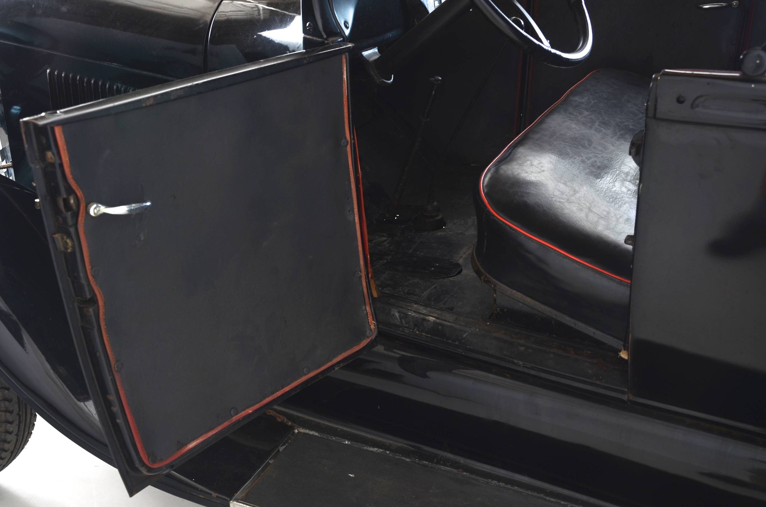 1929 Ford Model A Roadster Convertible Coupe