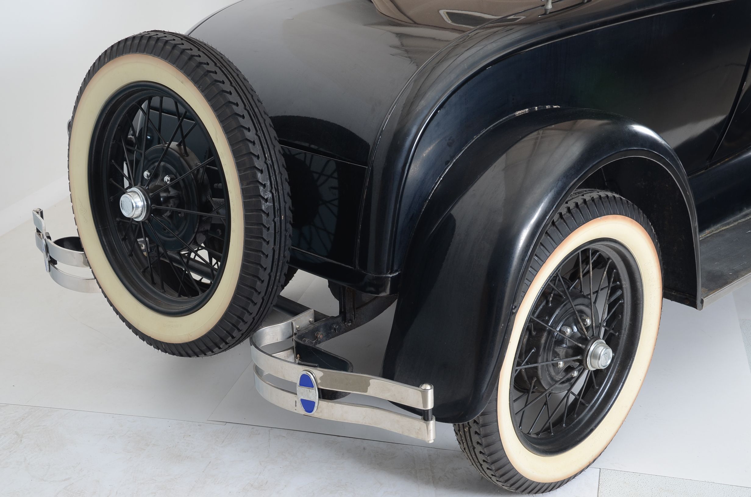 1929 Ford Model A Roadster Convertible Coupe