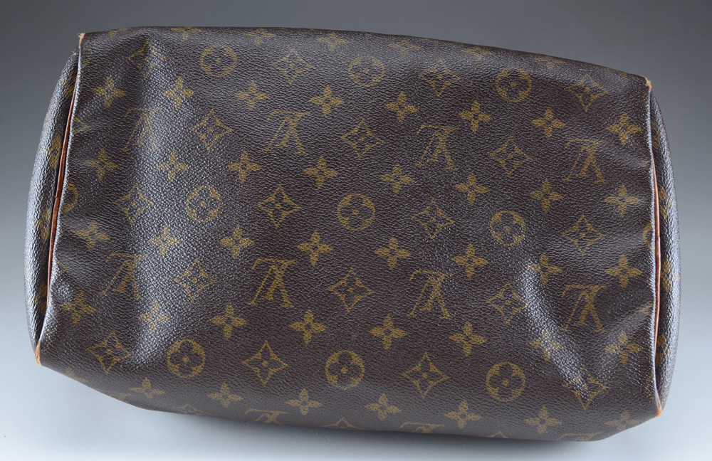 Louis Vuitton Signature Monogram Coated Canvas Speedy 30 Handbag