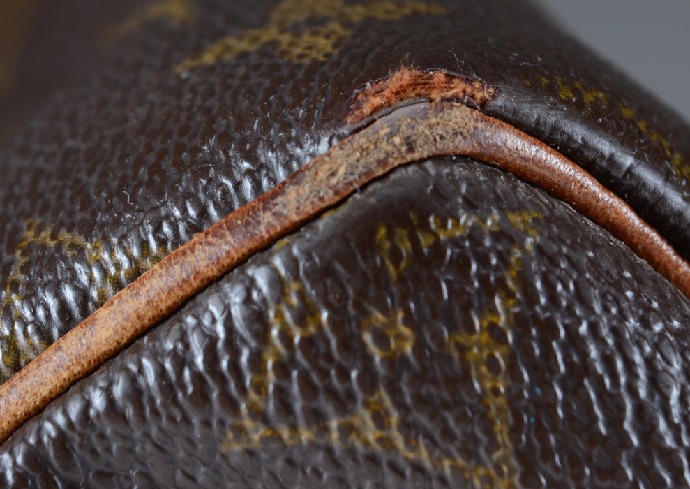 Louis Vuitton Signature Monogram Coated Canvas Speedy 30 Handbag