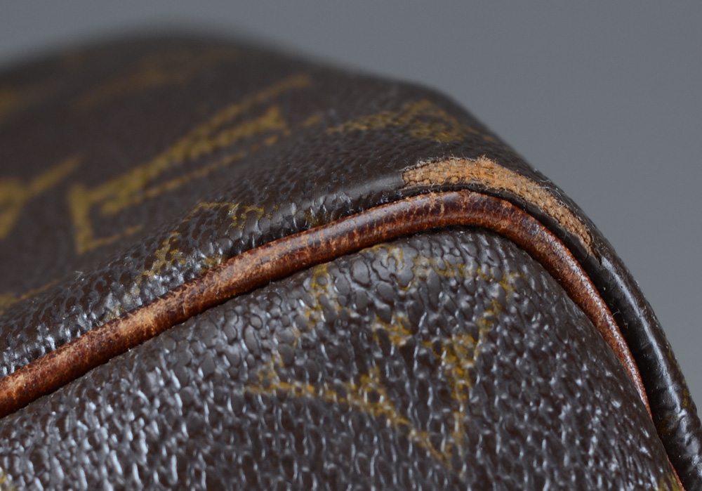 Louis Vuitton Signature Monogram Coated Canvas Speedy 30 Handbag